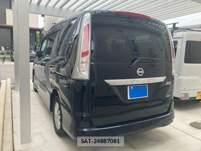 Nissan SERENA 2013-10 8745757-3