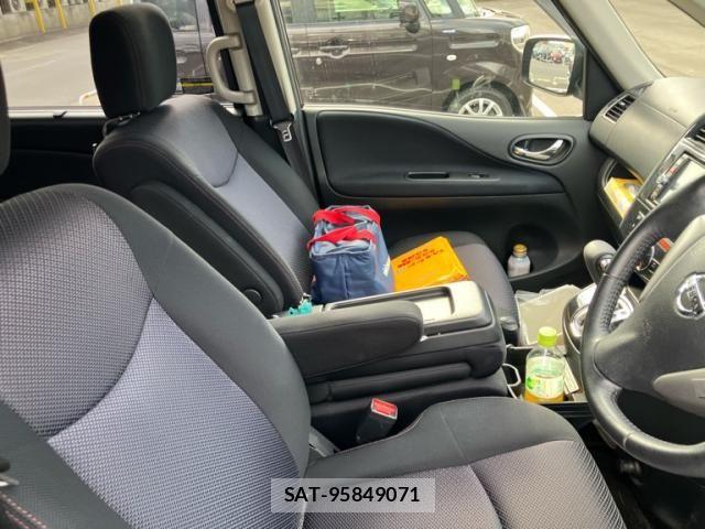 Nissan SERENA 2014-01 8745759-10