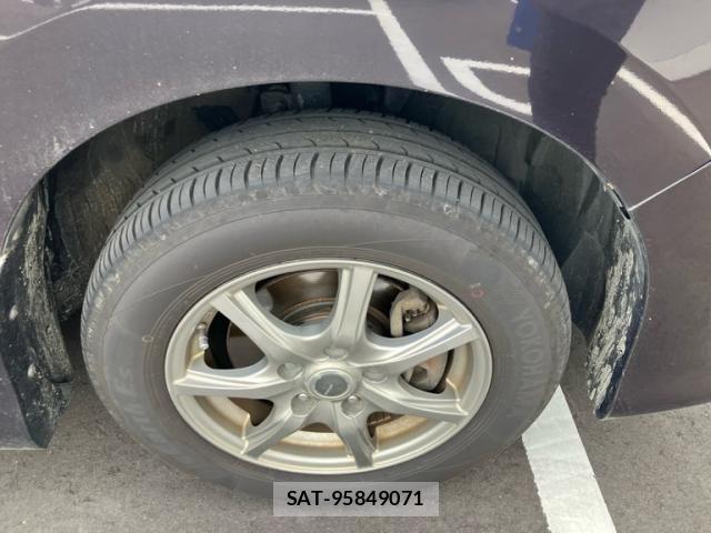 Nissan SERENA 2014-01 8745759-8