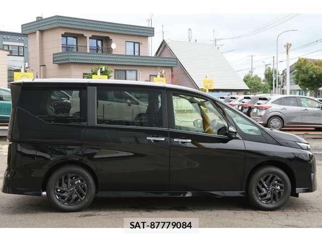 Nissan SERENA 2026-03 8781972-19