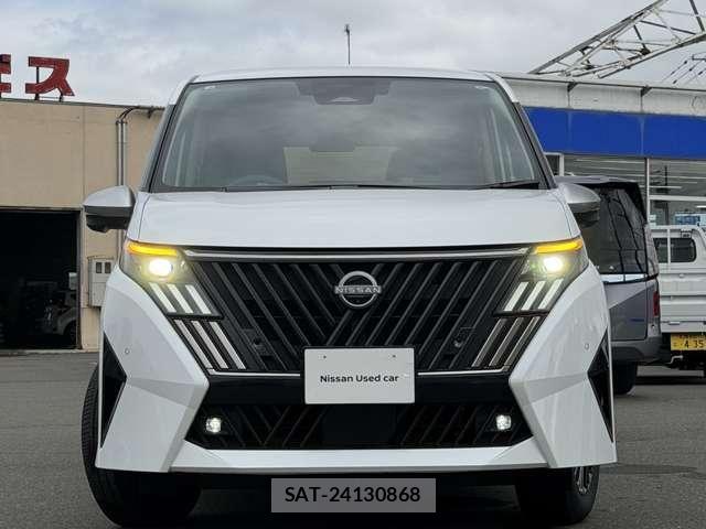 Nissan SERENA 2026-03 8781971-15