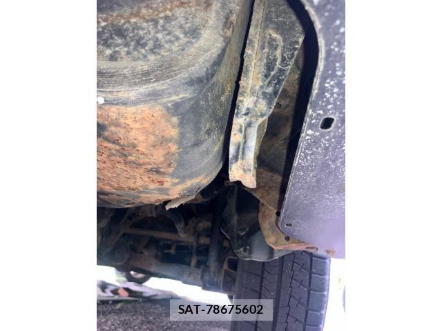 Nissan SERENA 2007-09 8781975-10