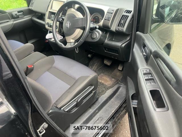 Nissan SERENA 2007-09 8781975-16
