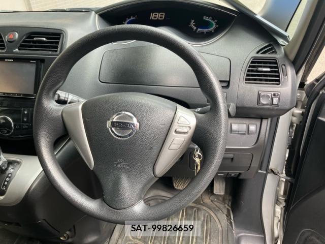 Nissan SERENA 2011-07 8797424-13