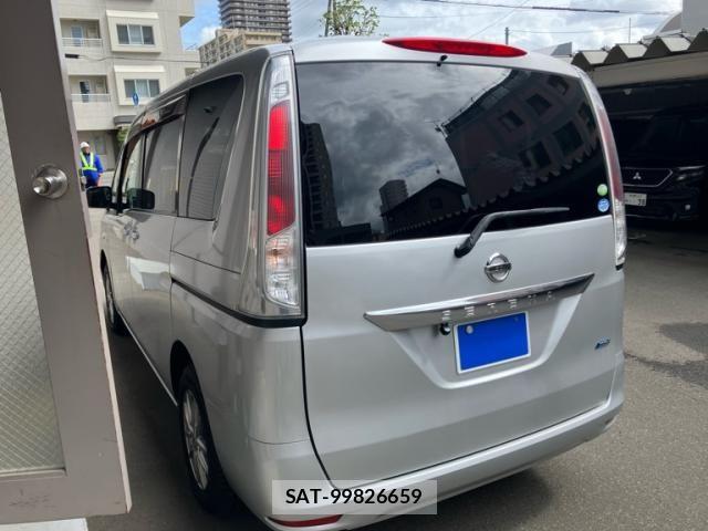 Nissan SERENA 2011-07 8797424-2
