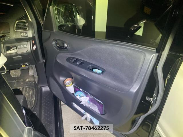 Nissan SERENA 2013-02 8797423-14