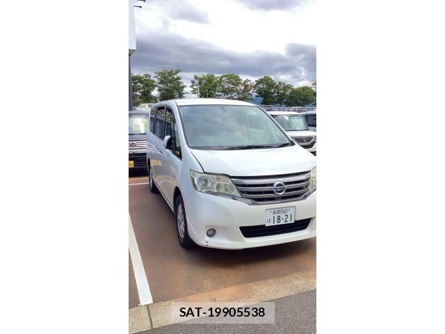 Nissan SERENA 2012-09 8831482-0