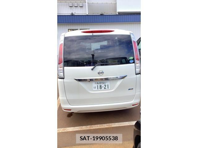Nissan SERENA 2012-09 8831482-4