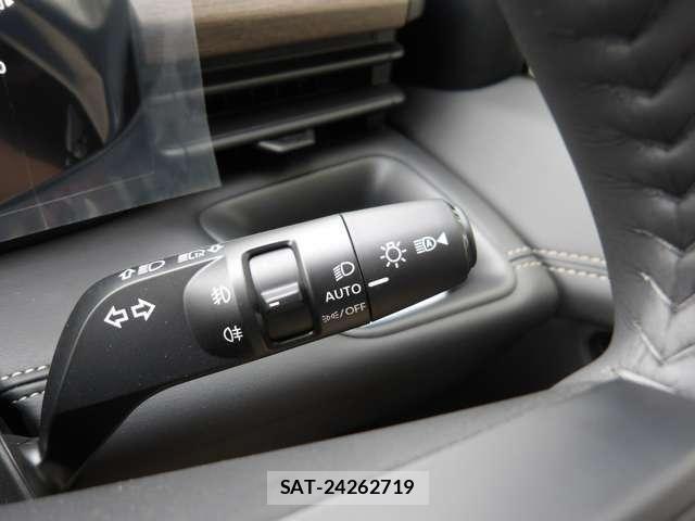 Nissan SERENA 2026-03 8831479-10
