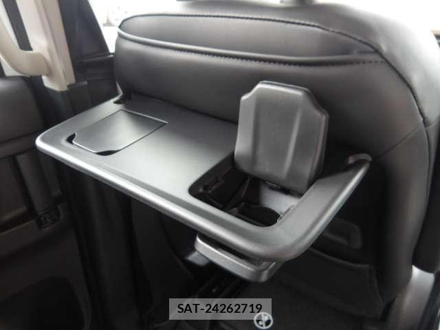 Nissan SERENA 2026-03 8831479-17