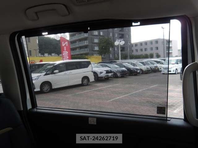 Nissan SERENA 2026-03 8831479-18