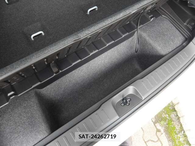 Nissan SERENA 2026-03 8831479-25