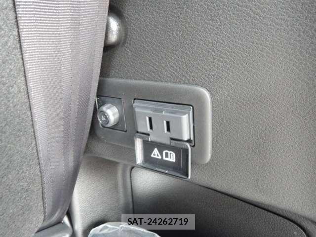 Nissan SERENA 2026-03 8831479-26