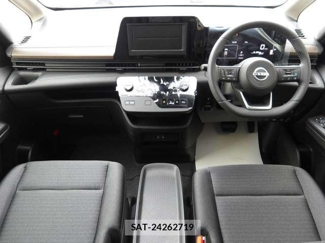 Nissan SERENA 2026-03 8831479-2