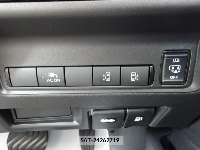 Nissan SERENA 2026-03 8831479-7