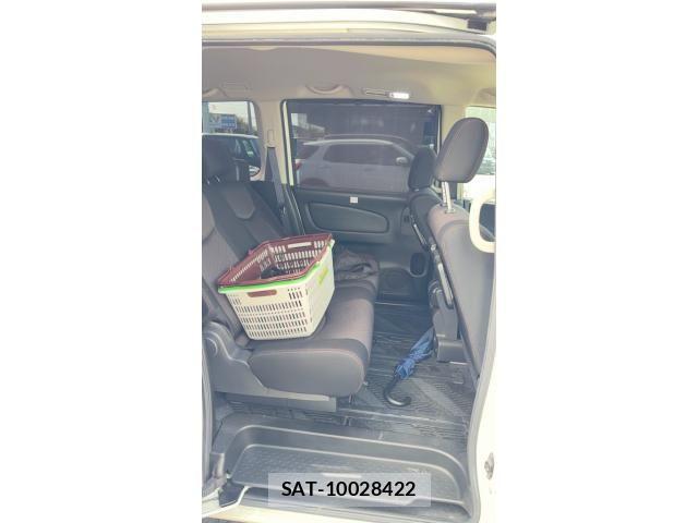 Nissan SERENA 2012-02 8831481-11