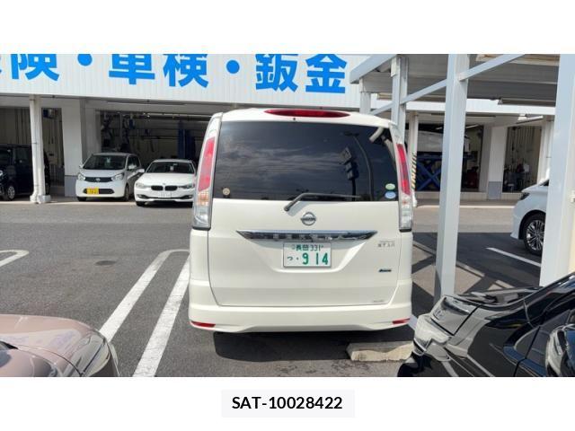 Nissan SERENA 2012-02 8831481-1
