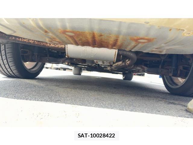 Nissan SERENA 2012-02 8831481-21
