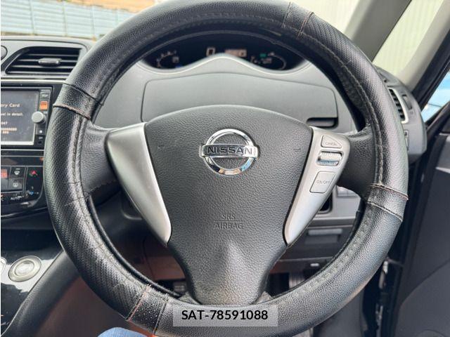 Nissan SERENA 2011-10 8831480-8