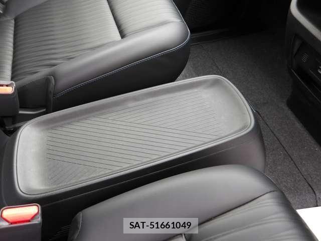 Nissan SERENA 2026-03 8831478-24