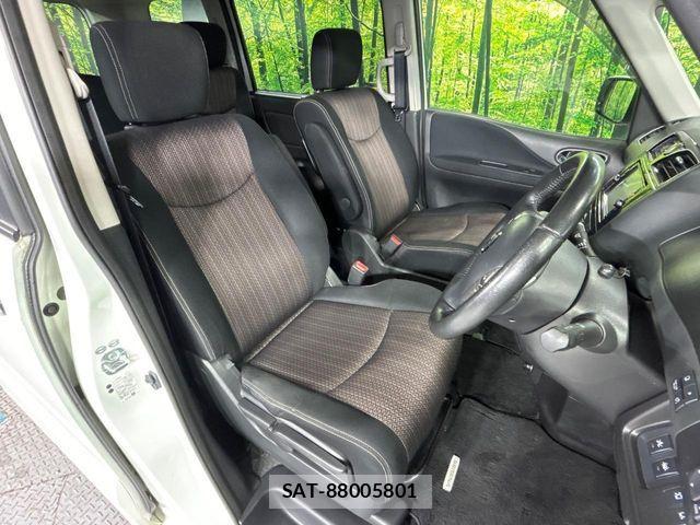 Nissan SERENA 2015-08 8849941-10