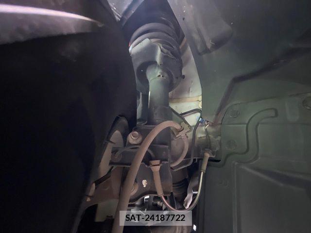 Nissan SERENA 2015-03 8850599-19