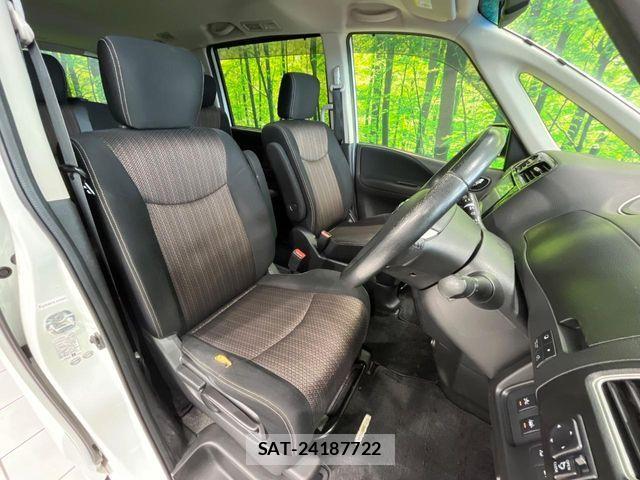 Nissan SERENA 2015-03 8850599-7