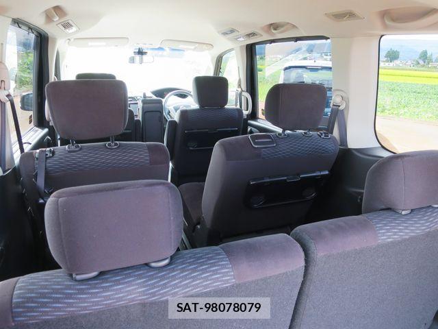 Nissan SERENA 2015-09 8882055-9