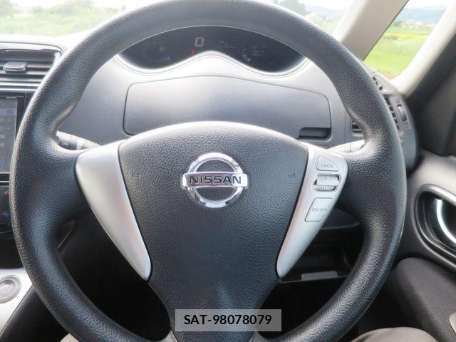 Nissan SERENA 2015-09 8882055-15
