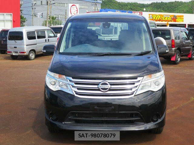 Nissan SERENA 2015-09 8882055-1