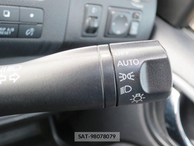 Nissan SERENA 2015-09 8882055-21
