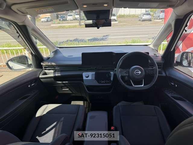 Nissan SERENA 2024-01 8882054-2