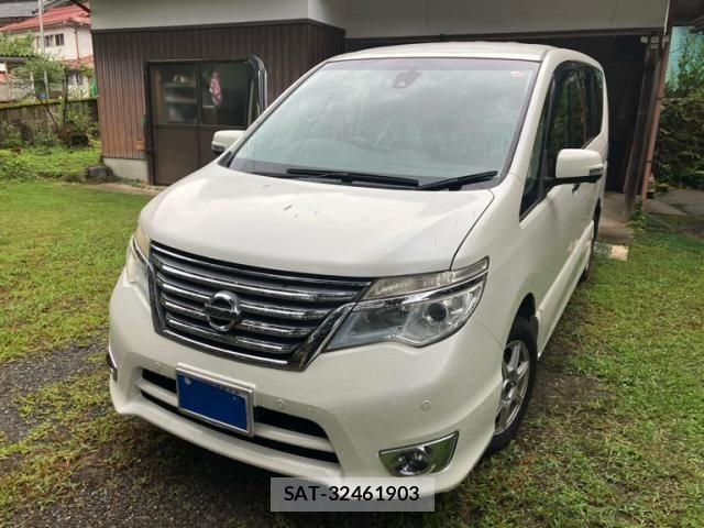 Nissan SERENA 2015-10 8882056-0