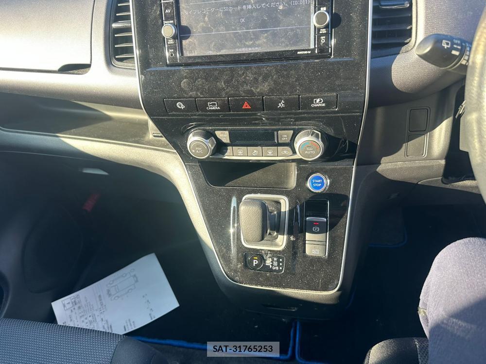 Nissan SERENA 2019 1797341-16