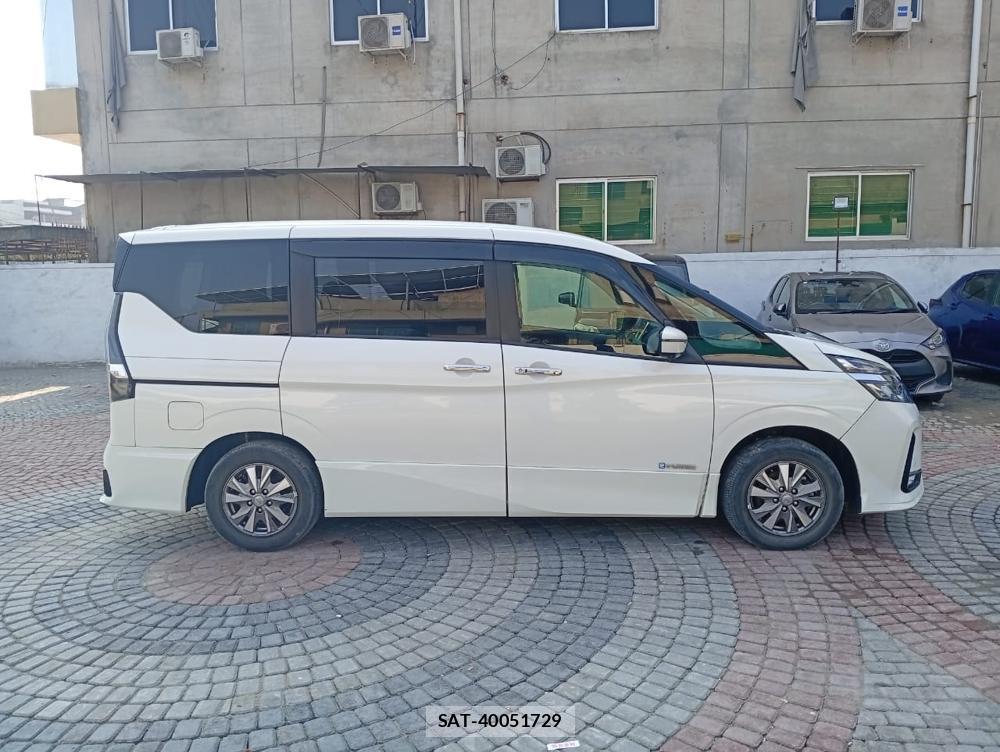 Nissan SERENA 2020 1173831-5