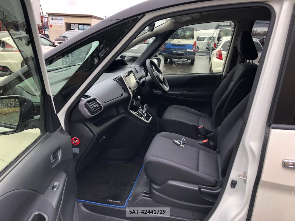 Nissan SERENA 2019 4649192-10