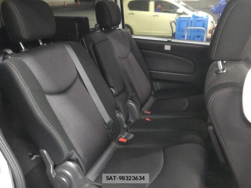 Nissan SERENA 2013 6844774-5