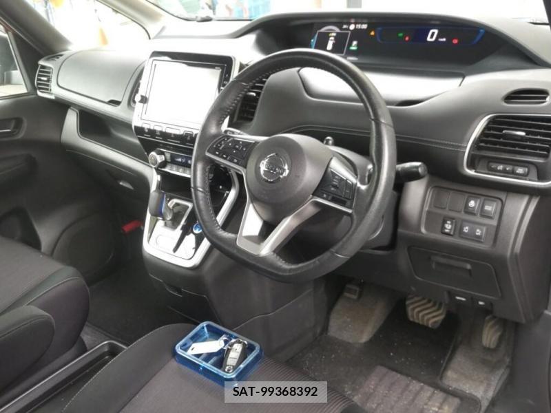 Nissan SERENA 2018 7282474-4