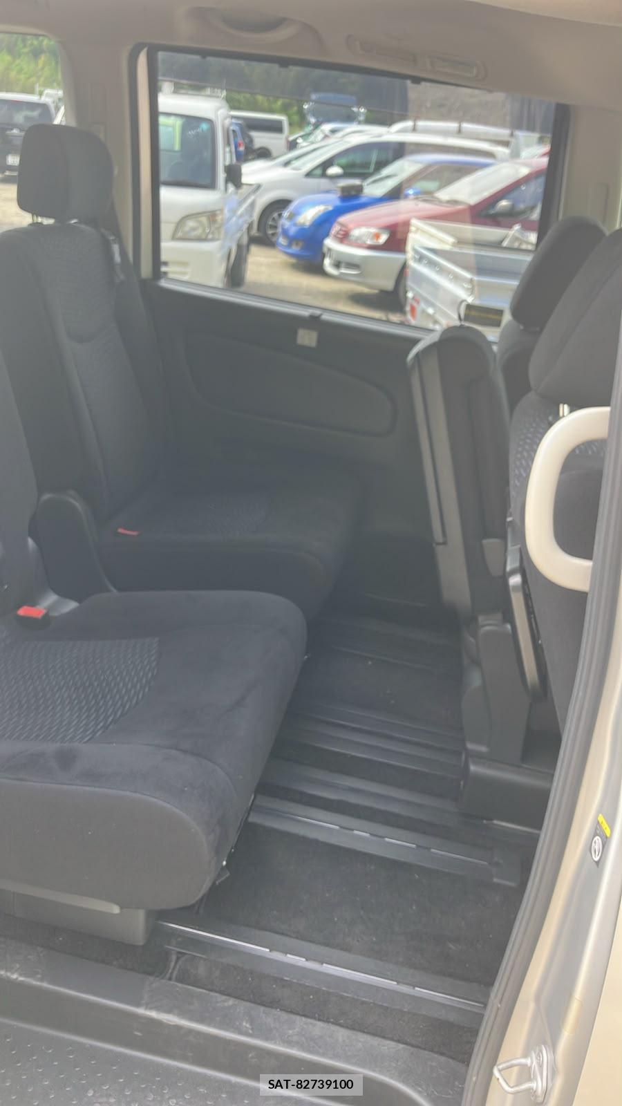 Nissan SERENA 2013 7914411-8