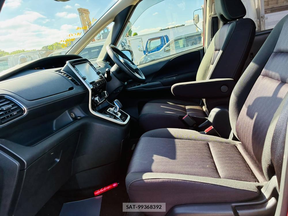 Nissan SERENA 2018 7282474-10