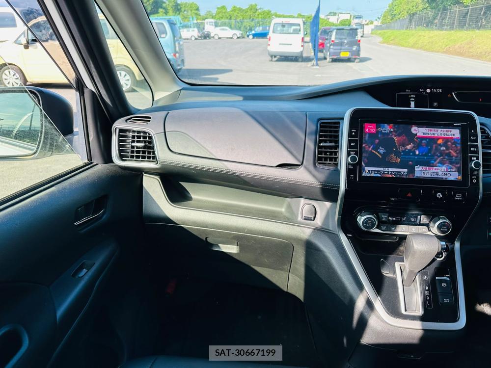 Nissan SERENA 2019 7282473-16