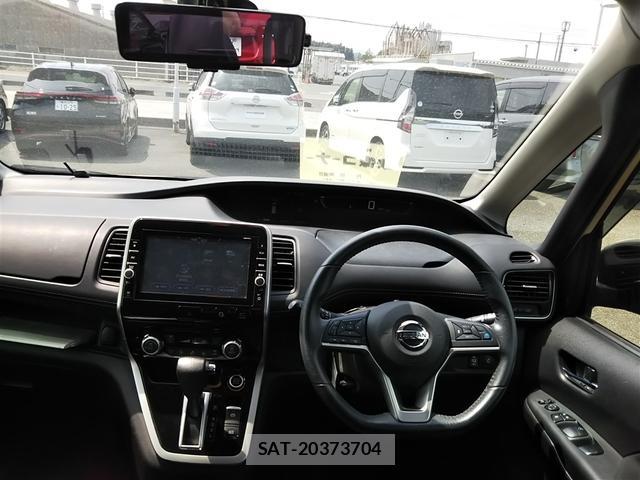 Nissan SERENA 2018 1218381-7