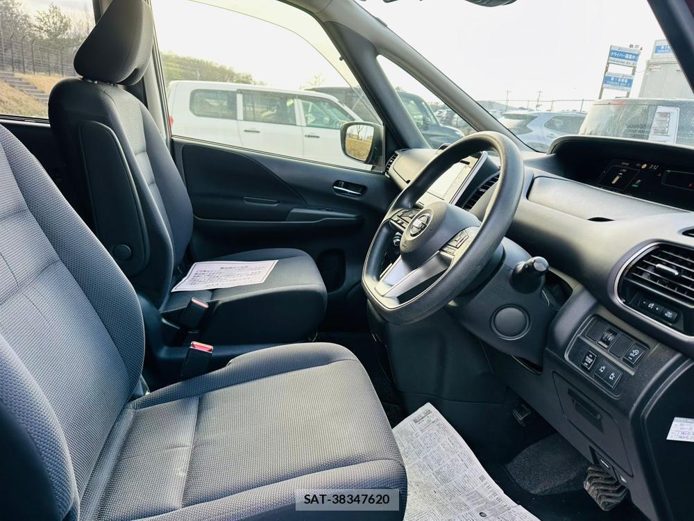 Nissan SERENA 2019 4114004-11