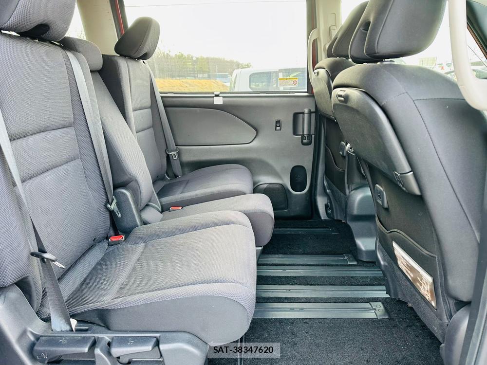 Nissan SERENA 2019 4114004-8