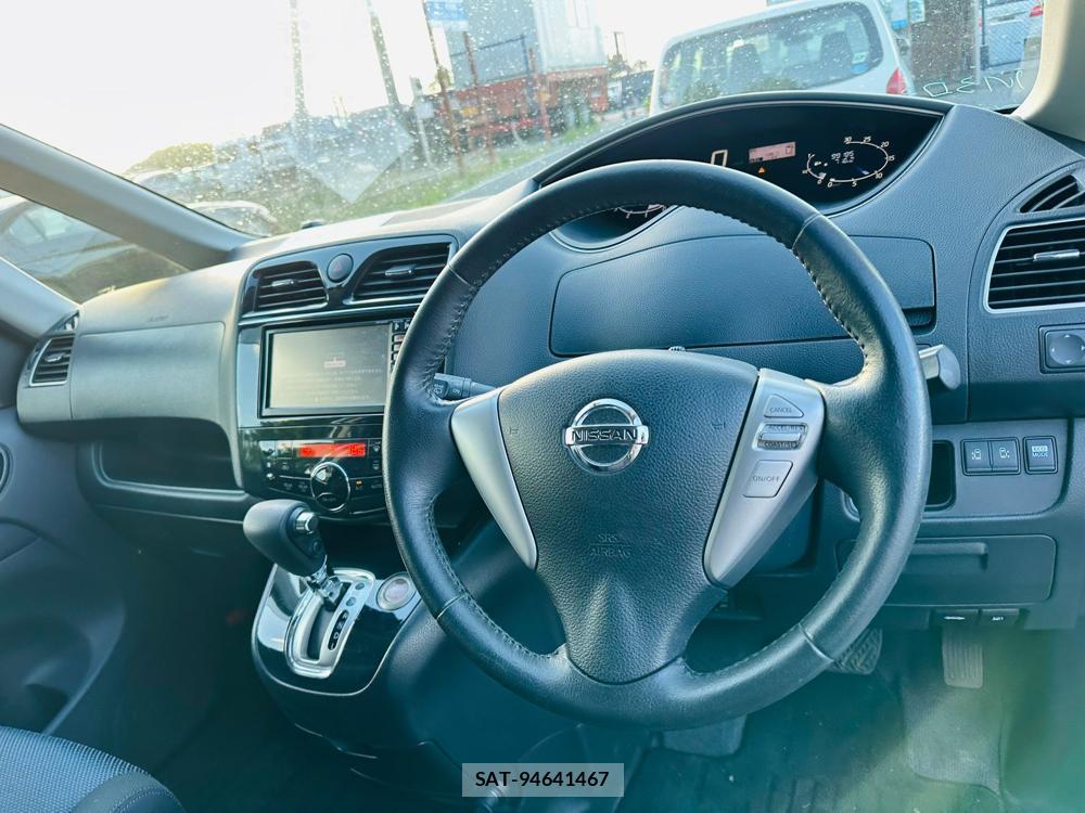 Nissan SERENA 2013 6734642-14