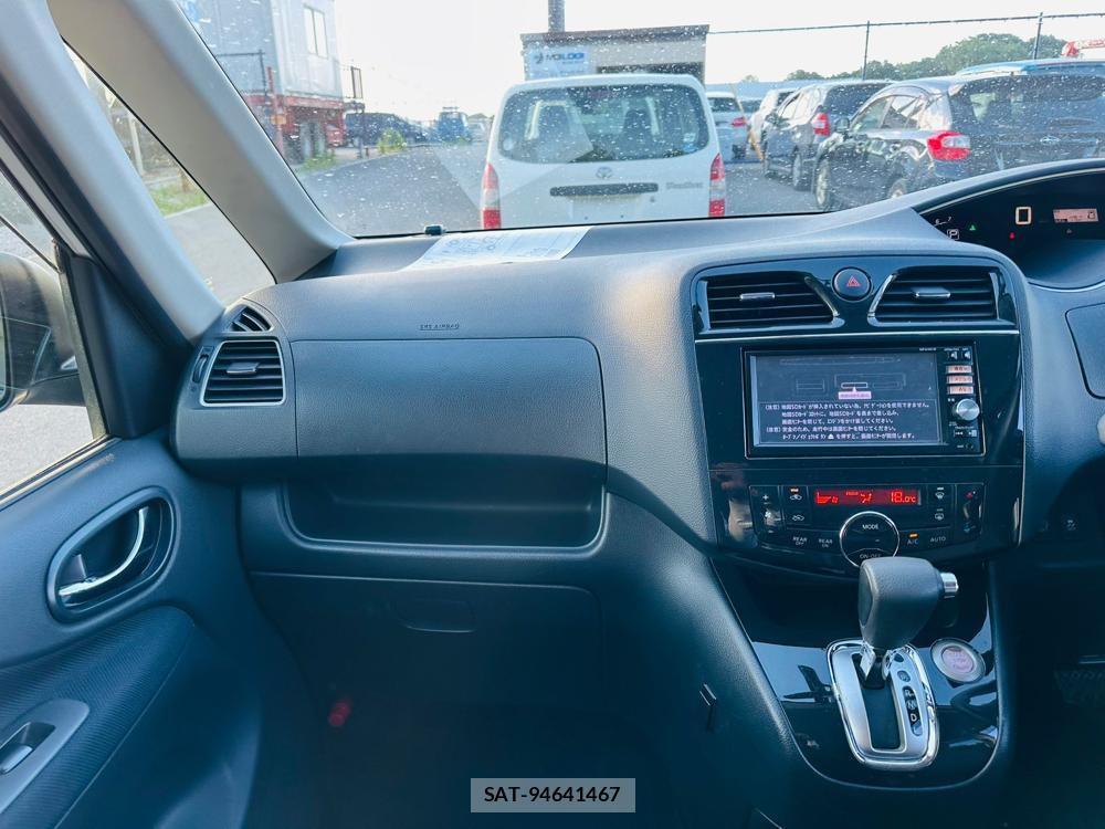 Nissan SERENA 2013 6734642-16