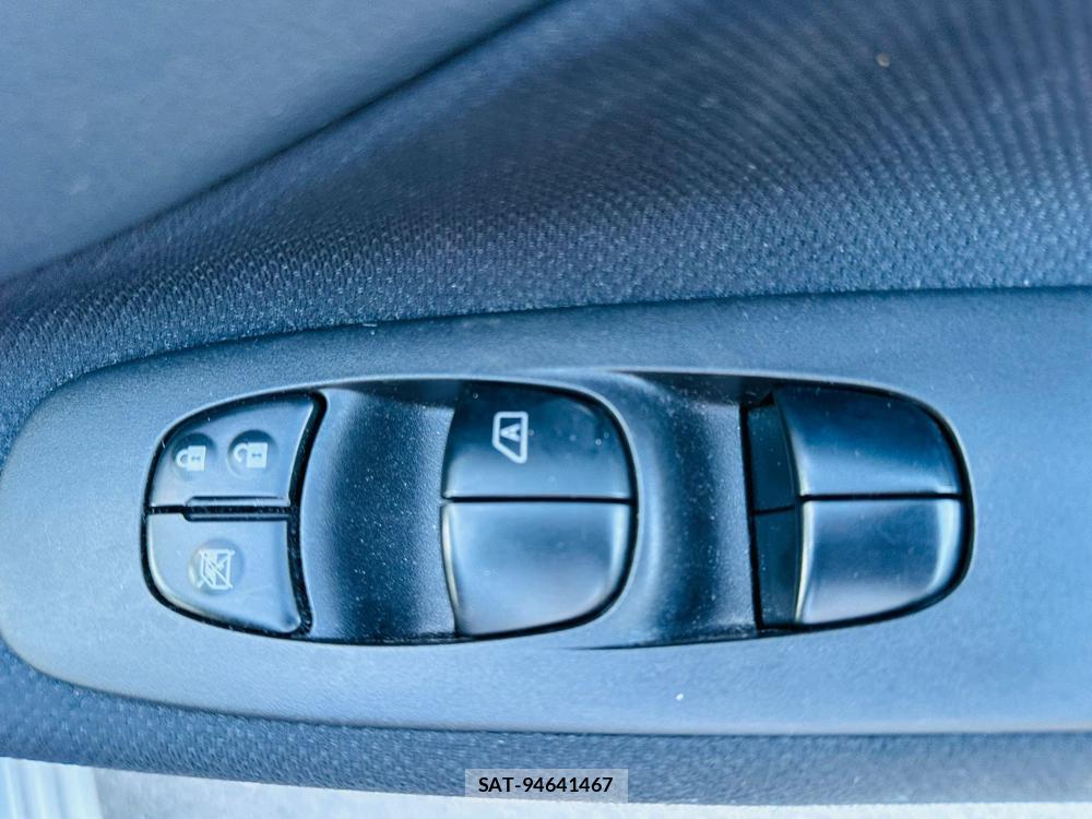 Nissan SERENA 2013 6734642-20