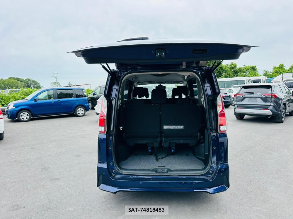 Nissan SERENA 2019 7072722-25