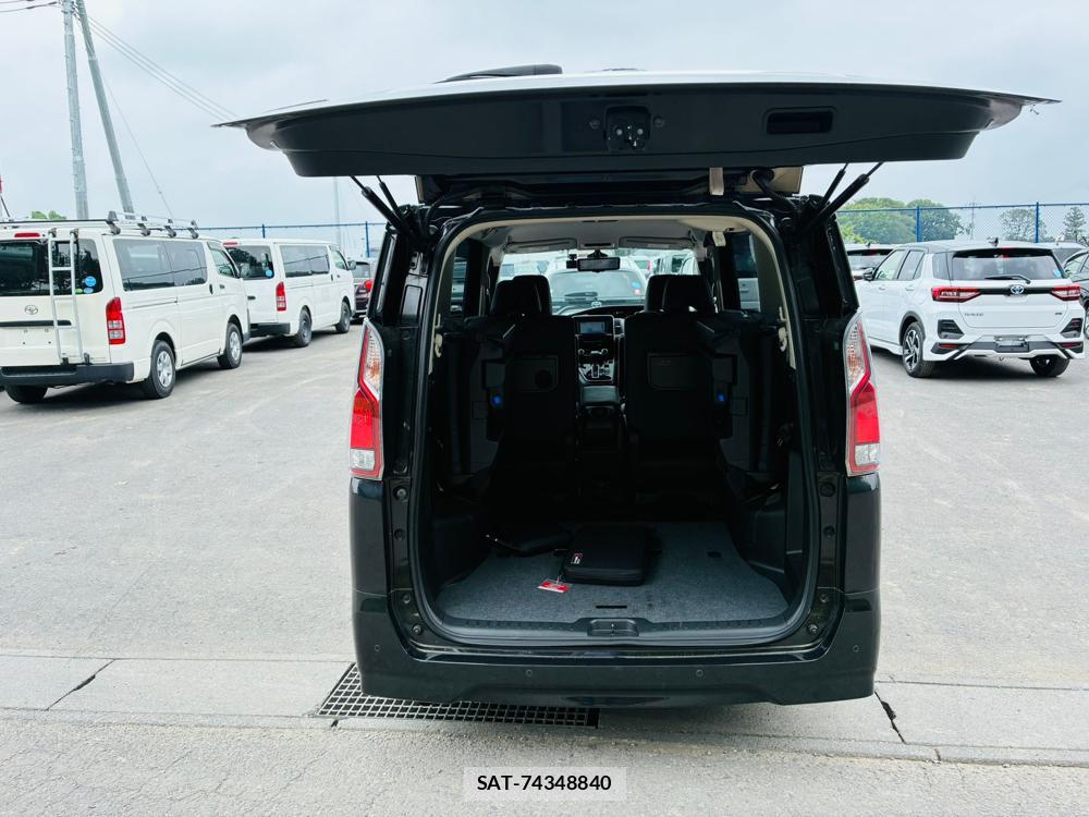 Nissan SERENA 2020-12 7736742-25