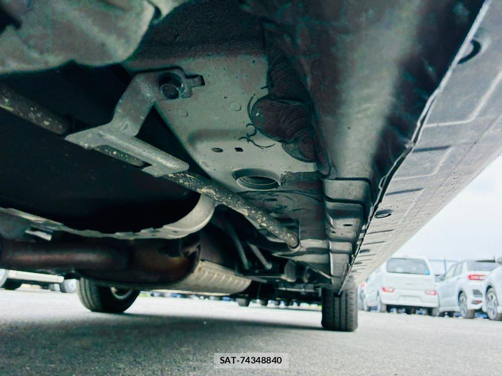 Nissan SERENA 2020-12 7736742-36